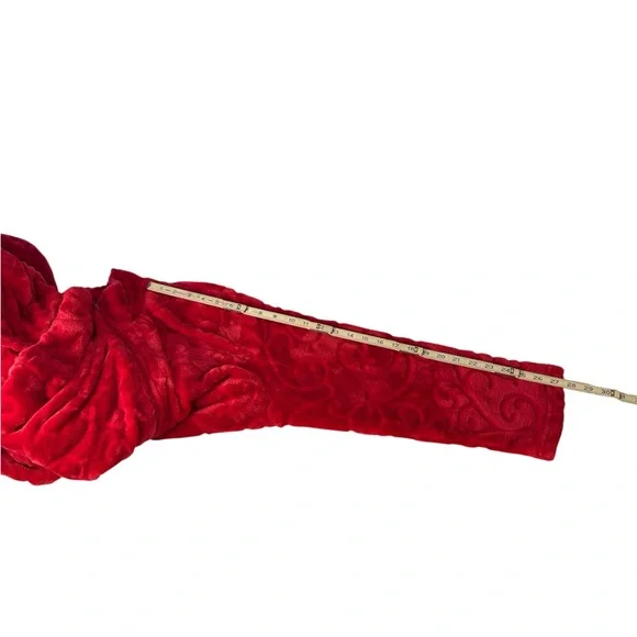 croft & barrow Red Plush Zip-Front Long Robe - Picture 10 of 12